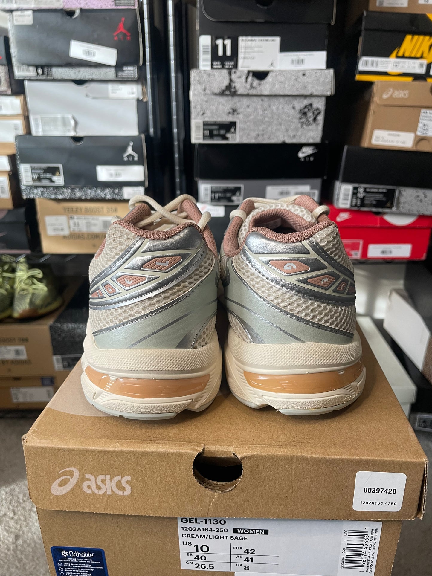 Size 10W/8.5M- ASICS Gel 1130 Cream Light Sage