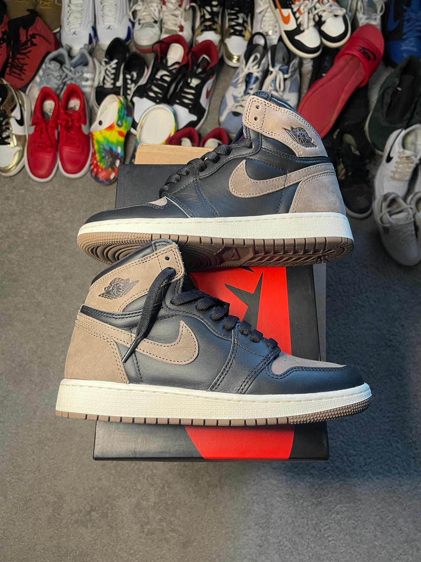Size 5.5 - Jordan 1 Retro OG High Palomino