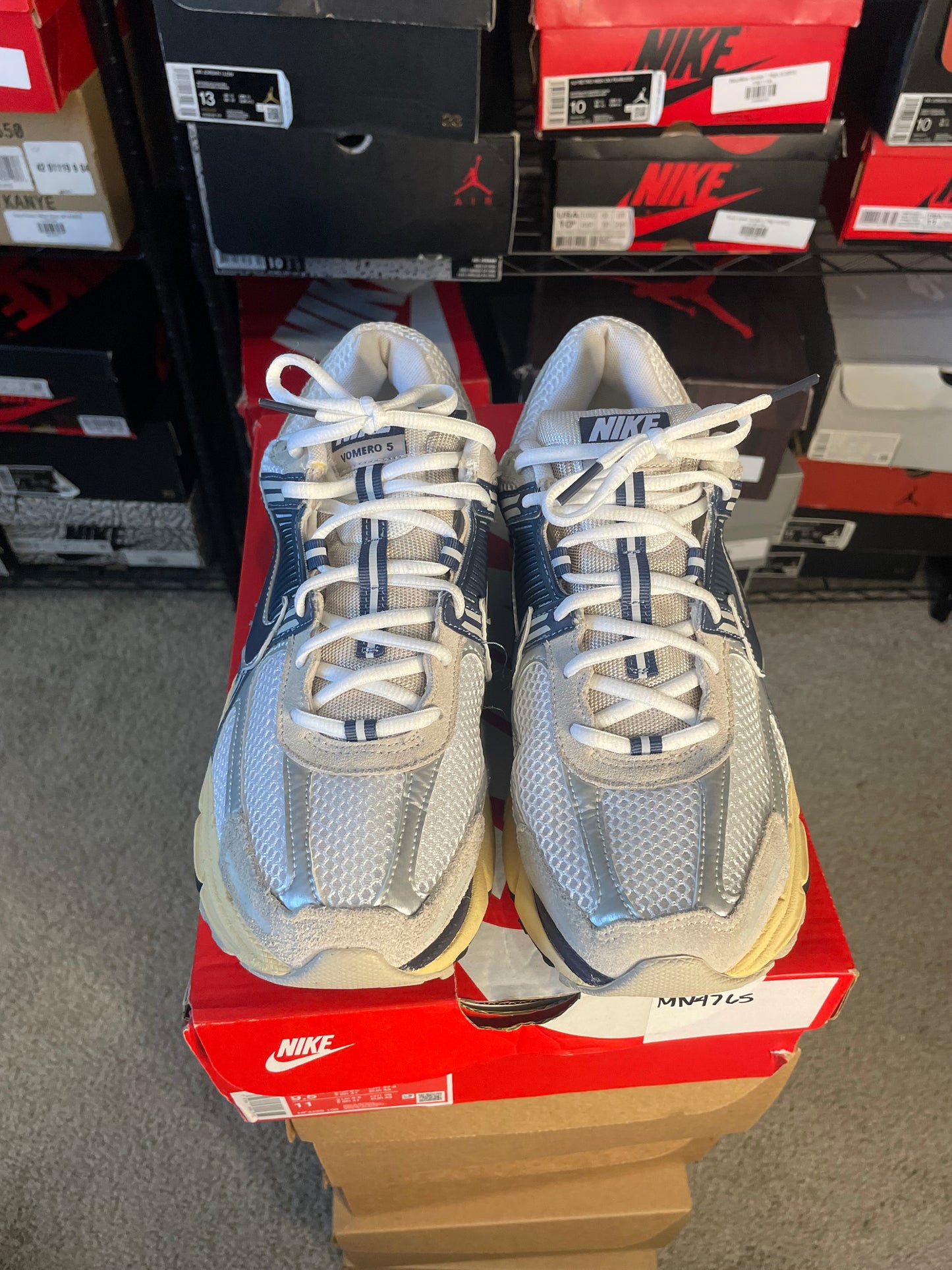 Size 9.5 - Nike Air Zoom Vomero 5 Since 72