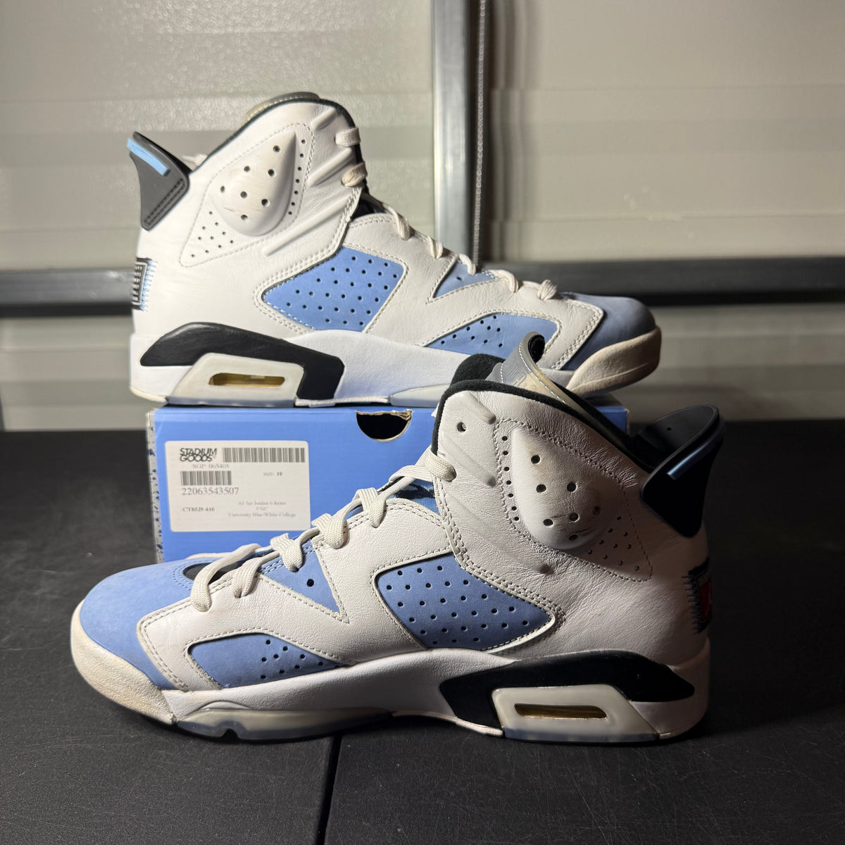 Size 10 - AJ 6 UNC