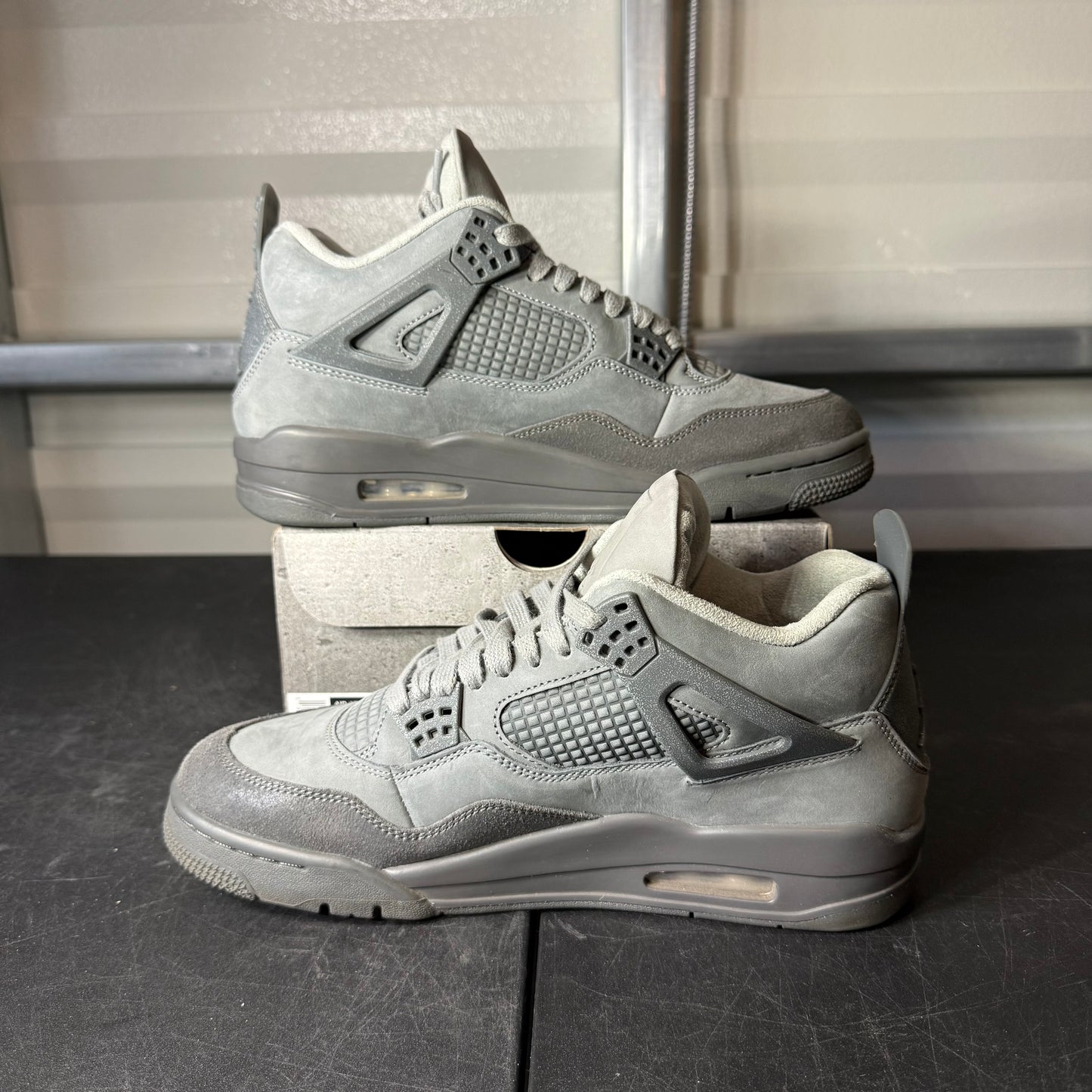 Size 9 - AJ 4 Wet Cement