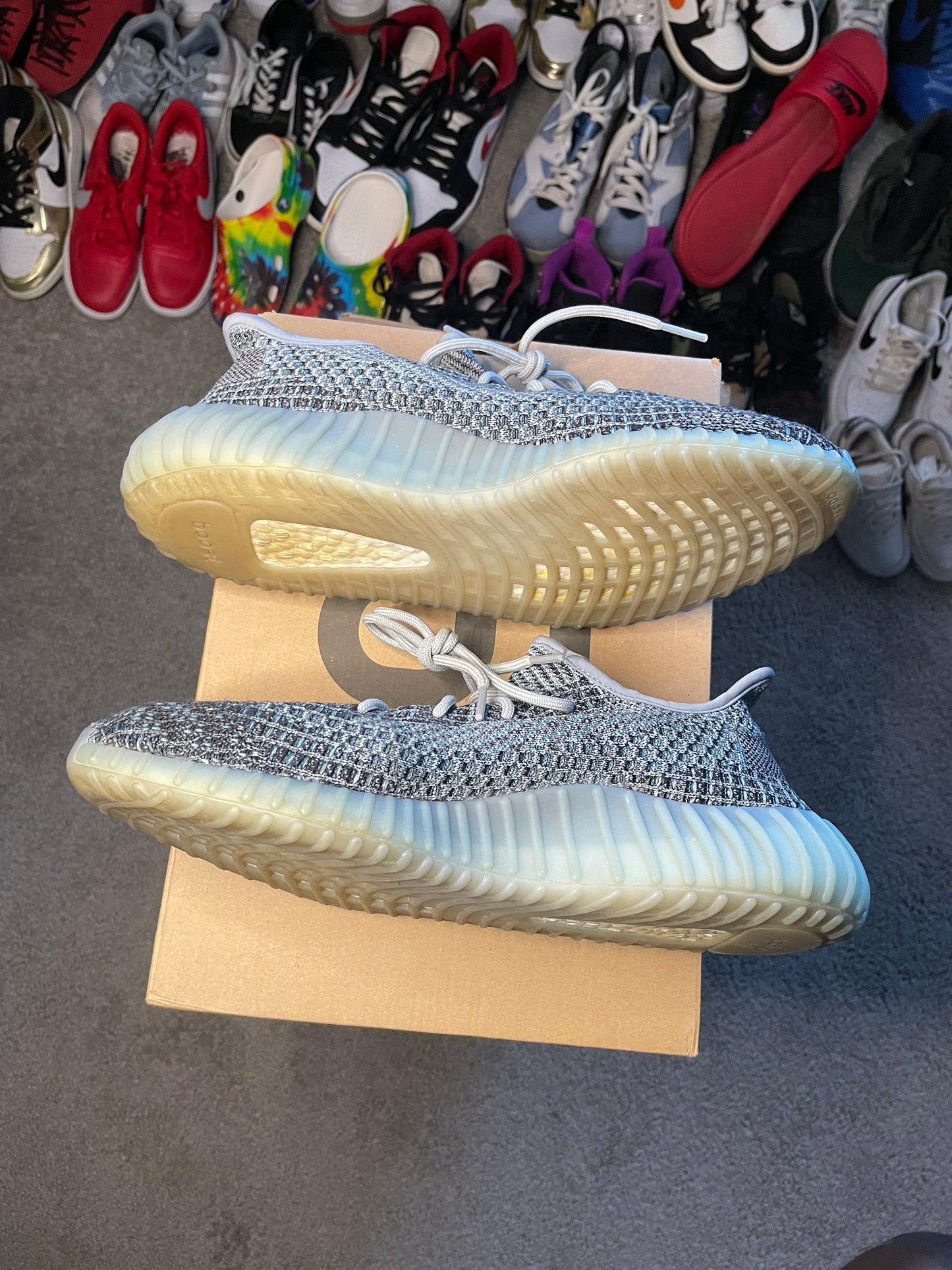 Size 11 - adidas Yeezy Boost 350 V2 Ash Blue