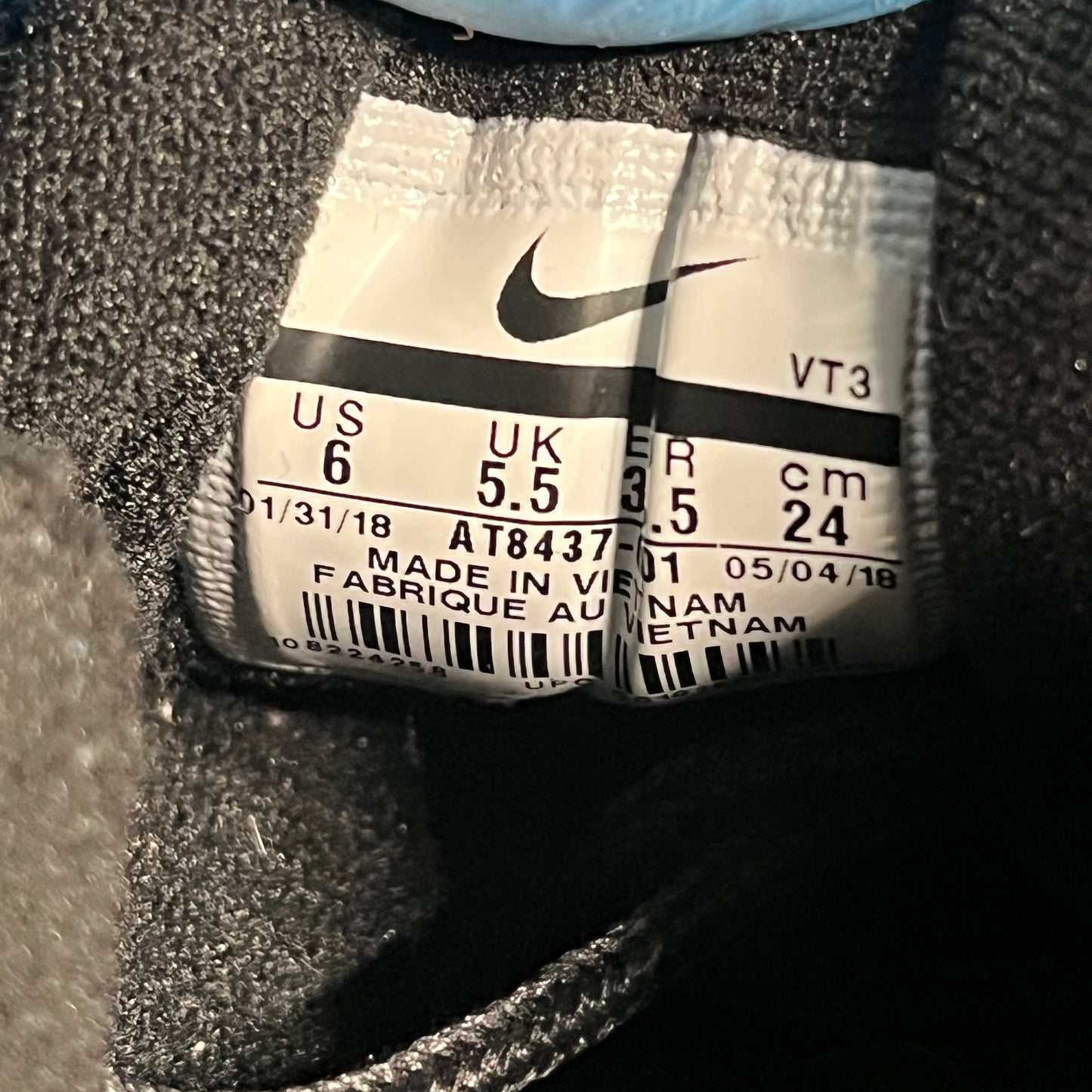 Size 6Y - Air Max Black Just Do it