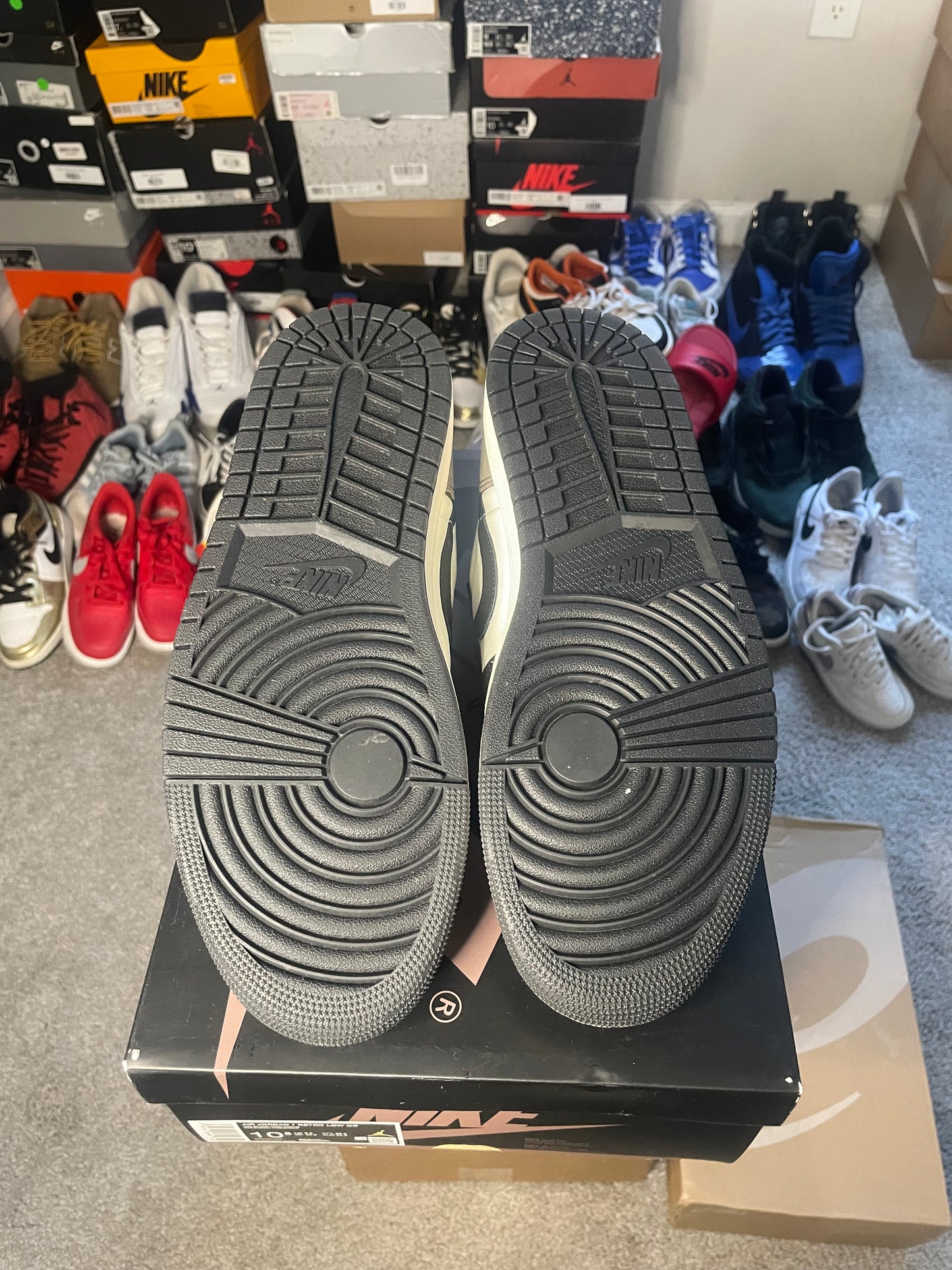 Size 10.5 - Air Jordan 1 Retro OG Low Mocha
