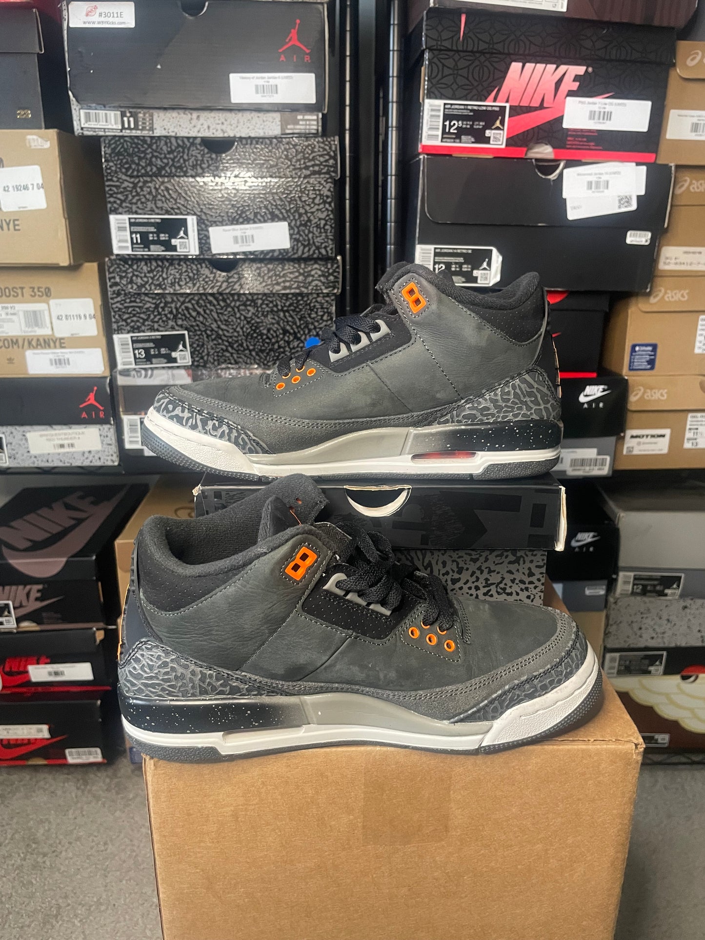Size 7 - AJ 3 Retro 2023 Mid Fear