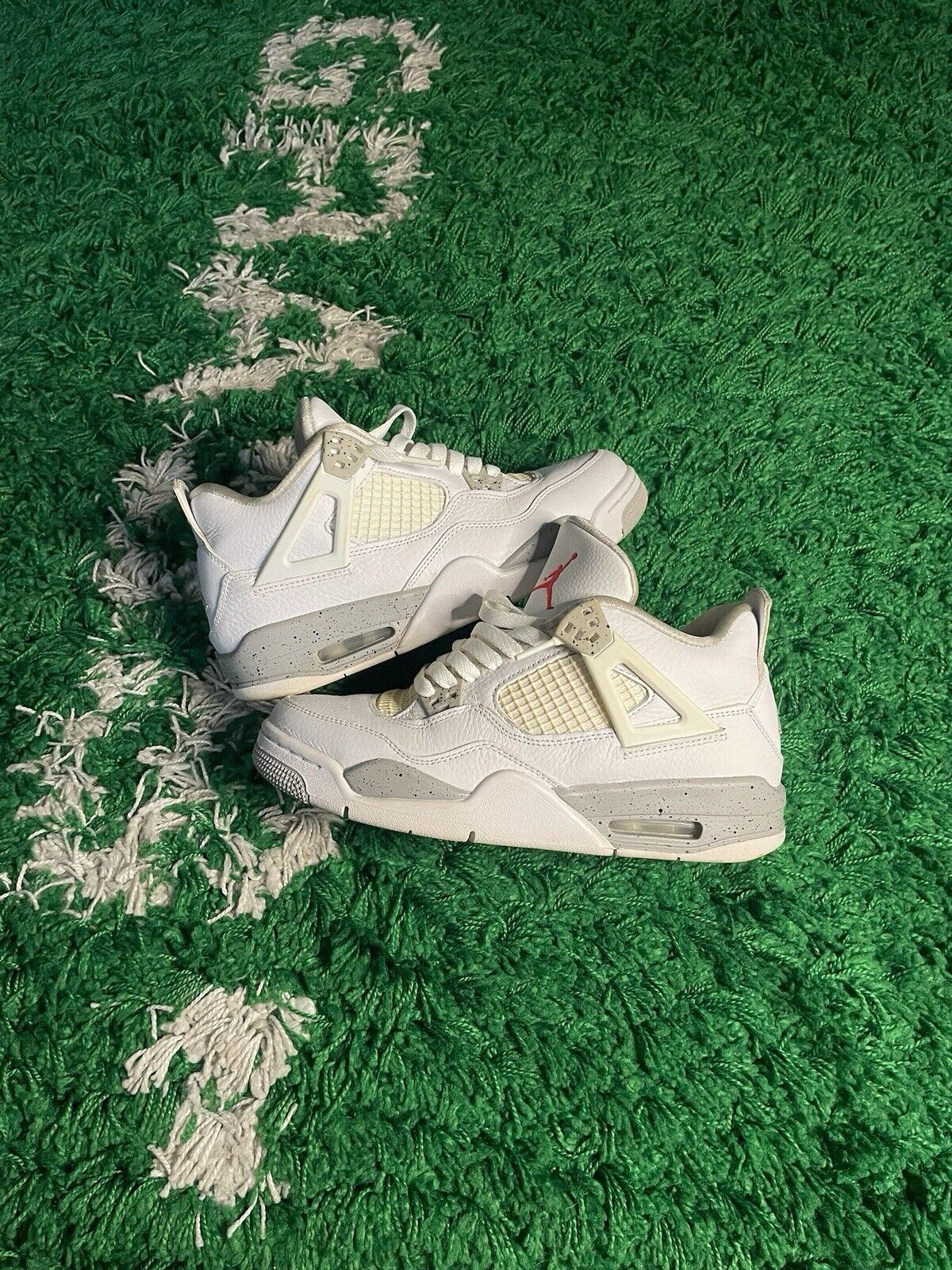Size 7 - Jordan 4 Retro Mid White Oreo