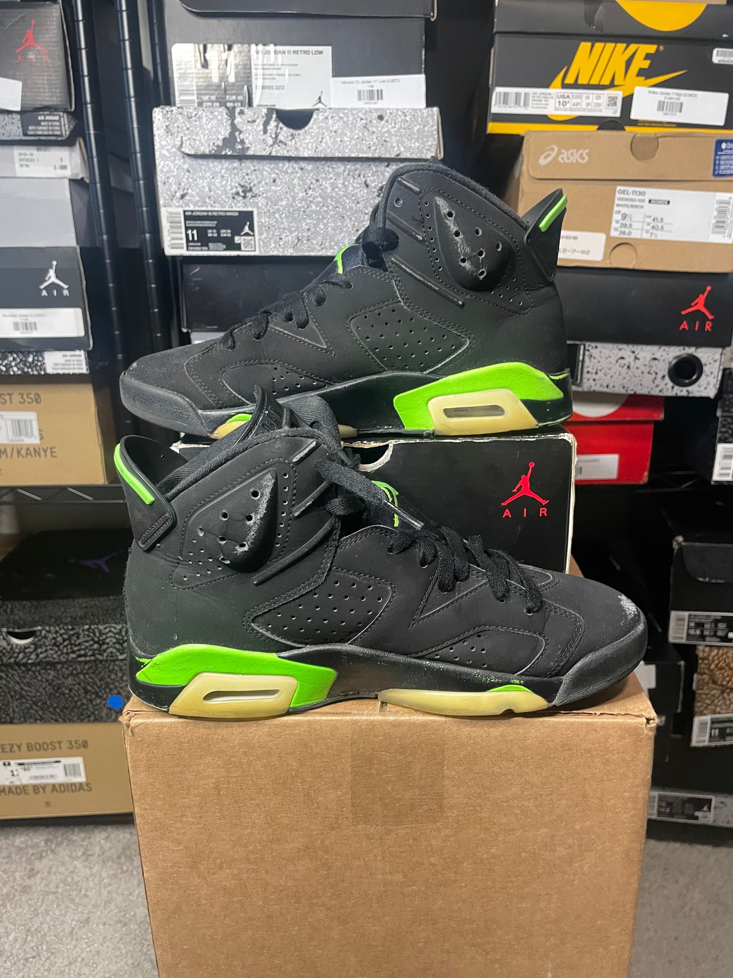 Size 7.5 - Jordan 6 Retro Electric Green 2021
