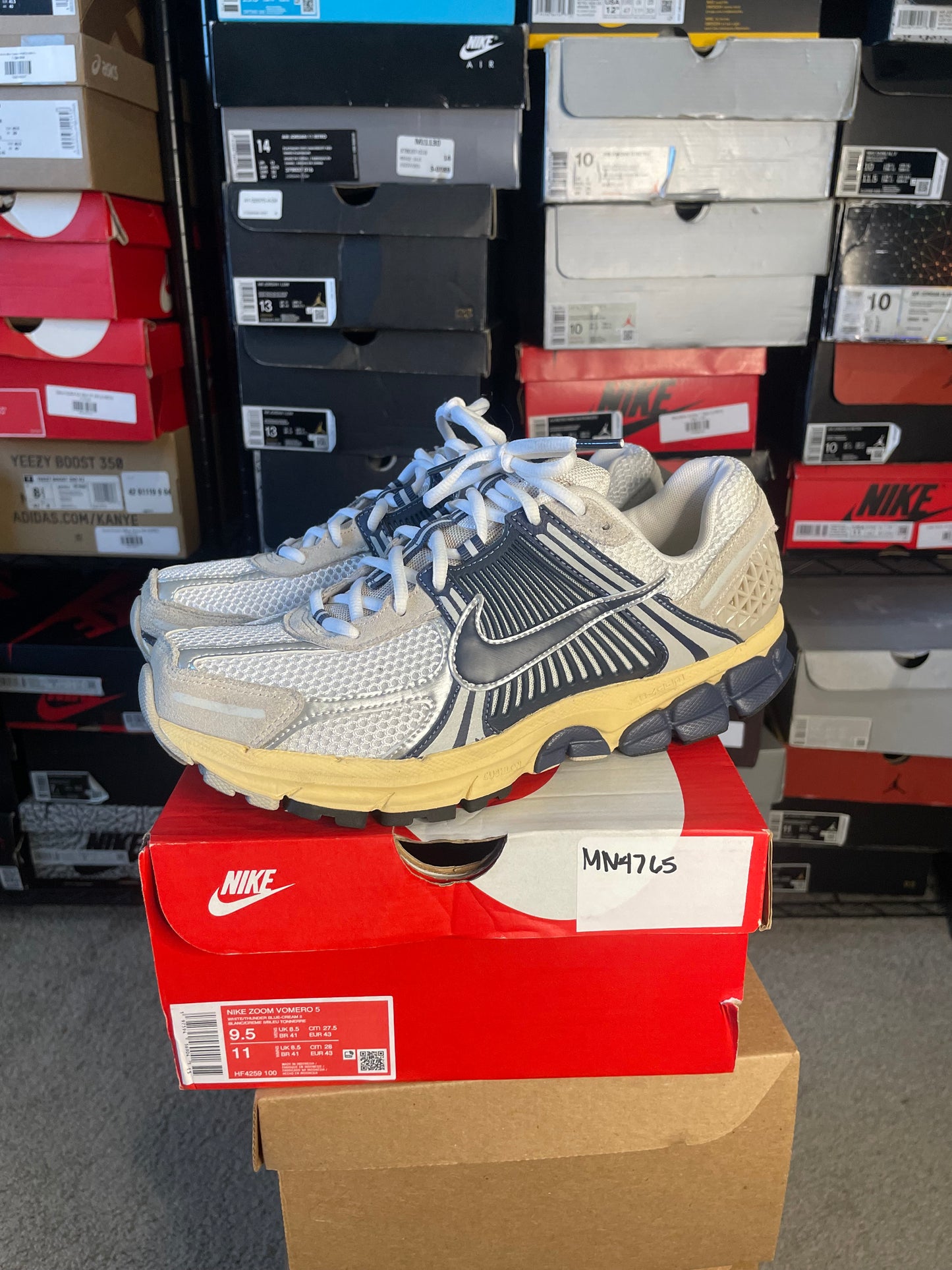Size 9.5 - Nike Air Zoom Vomero 5 Since 72