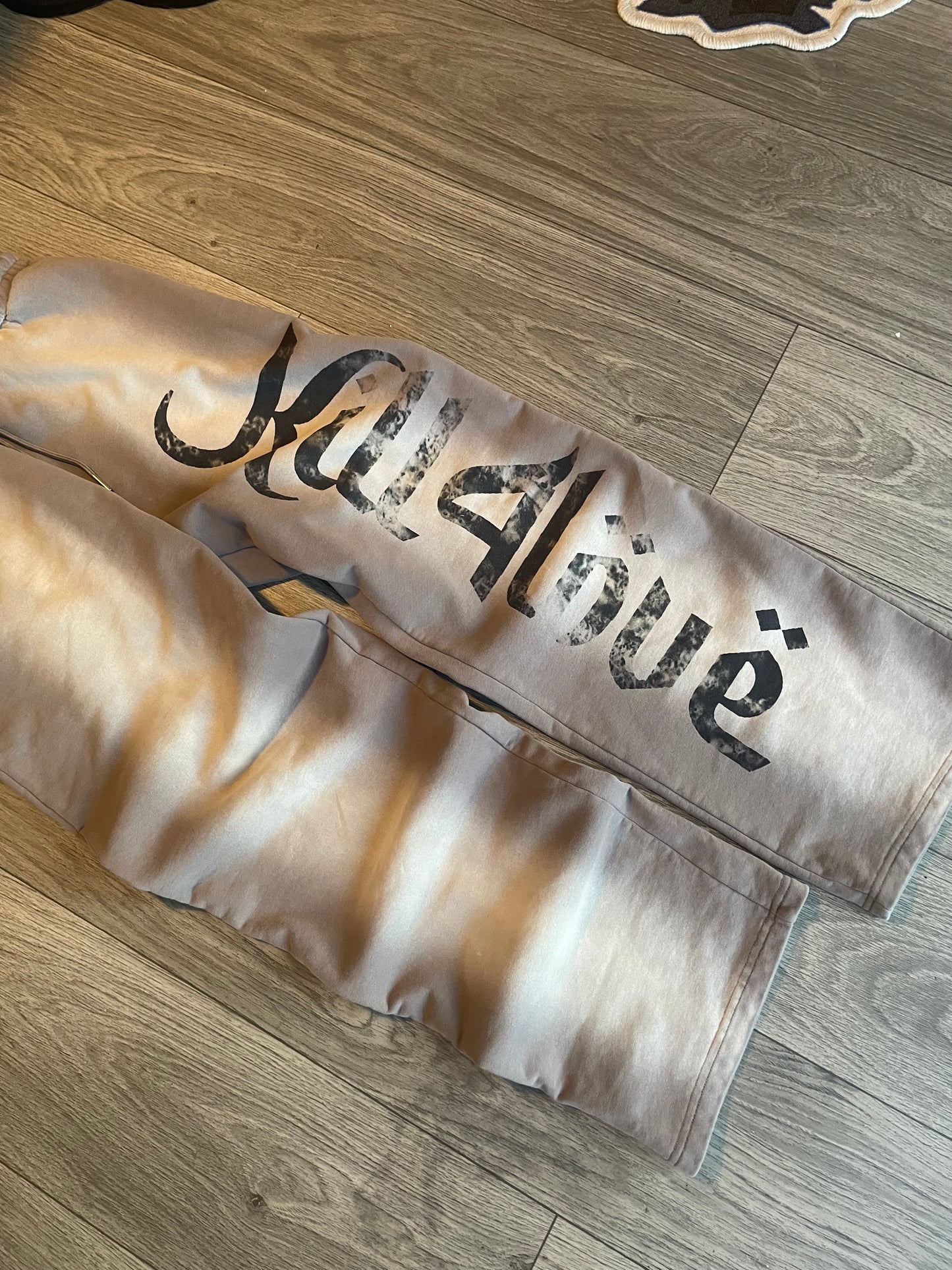 Kill4Love Sweatpants