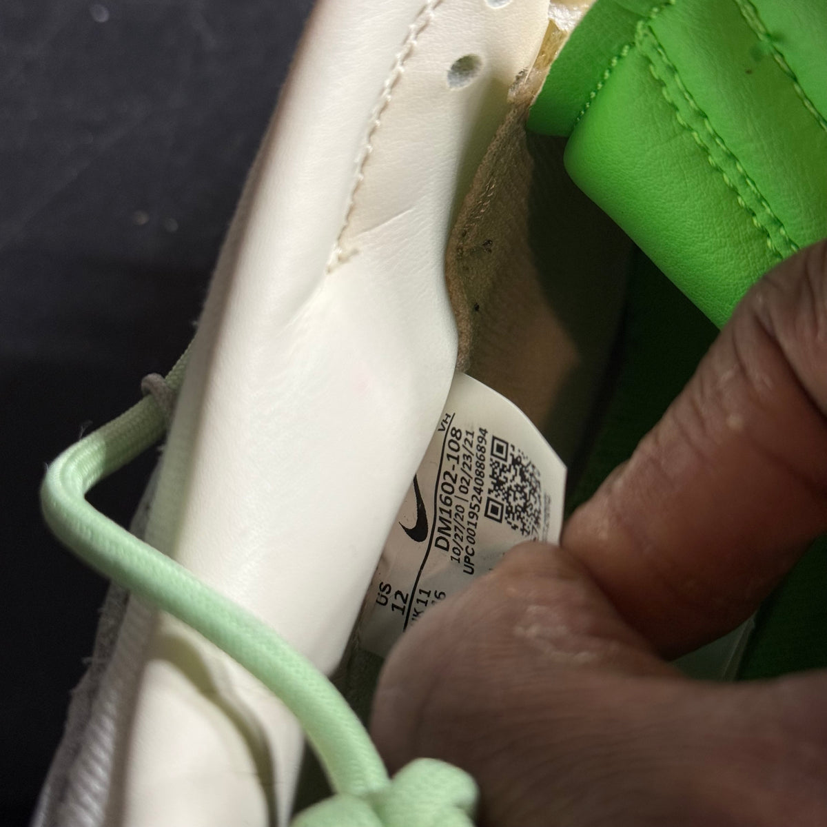 Size 12 - Off-White x Dunk Low Lot 07 of 50
