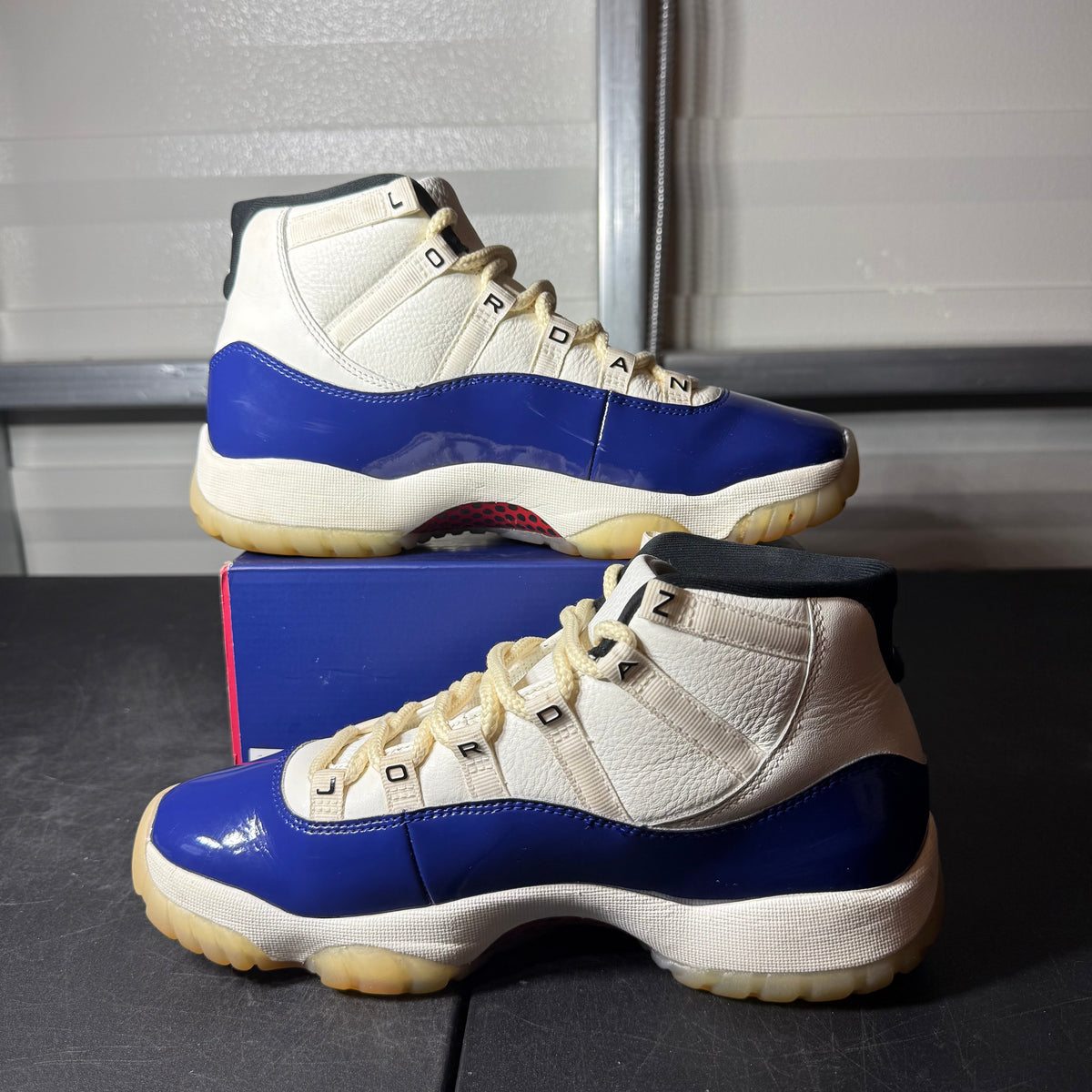 Size 8 - AJ 11 Rare Air