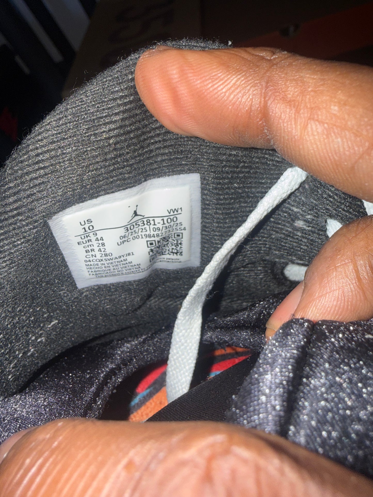 Size 10 - AJ 8 Bugs Bunny