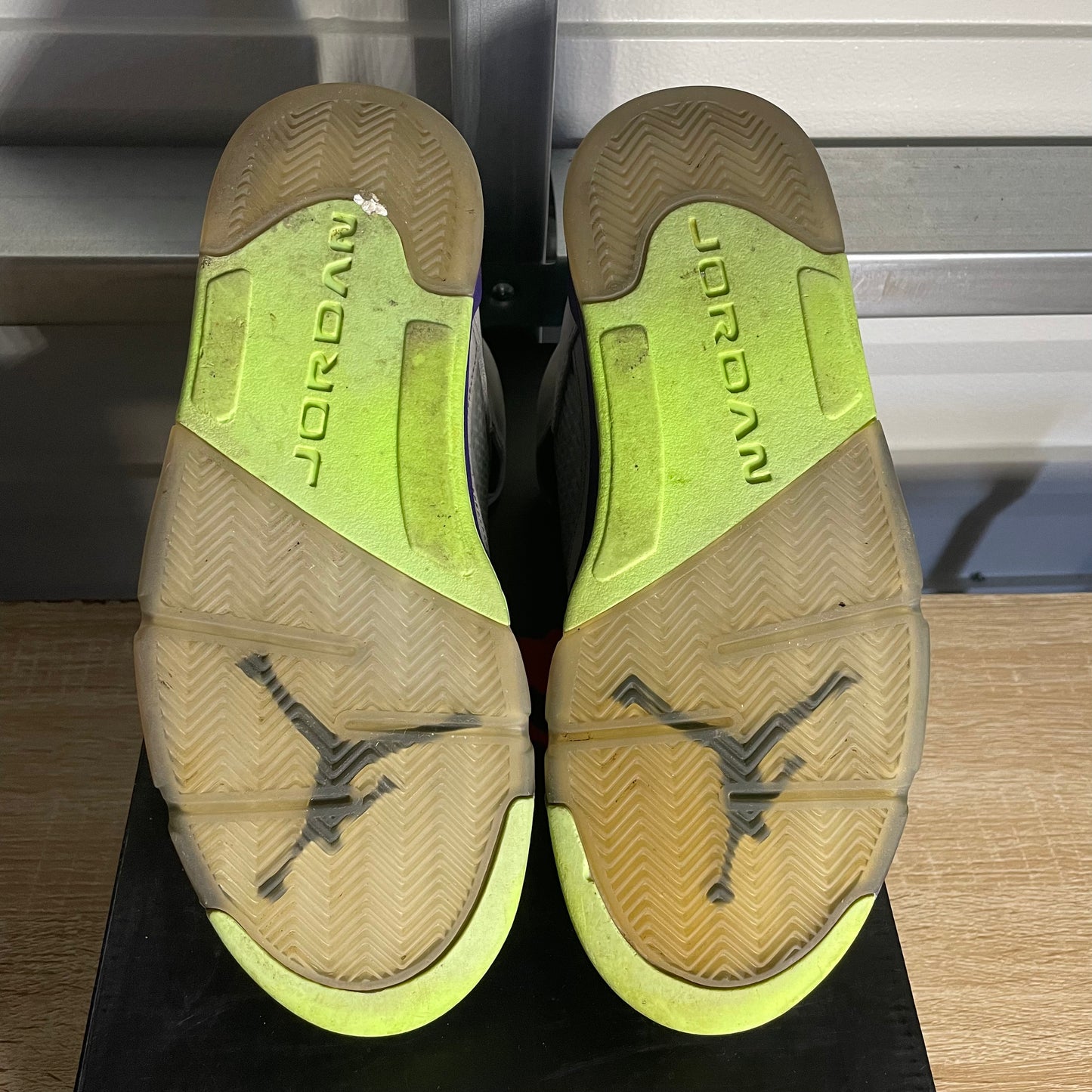 Size 9 - AJ 5 Retro Bel-Air