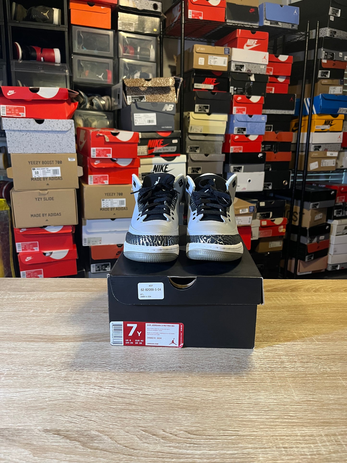 Size 7y - AJ 3 Wolf Grey