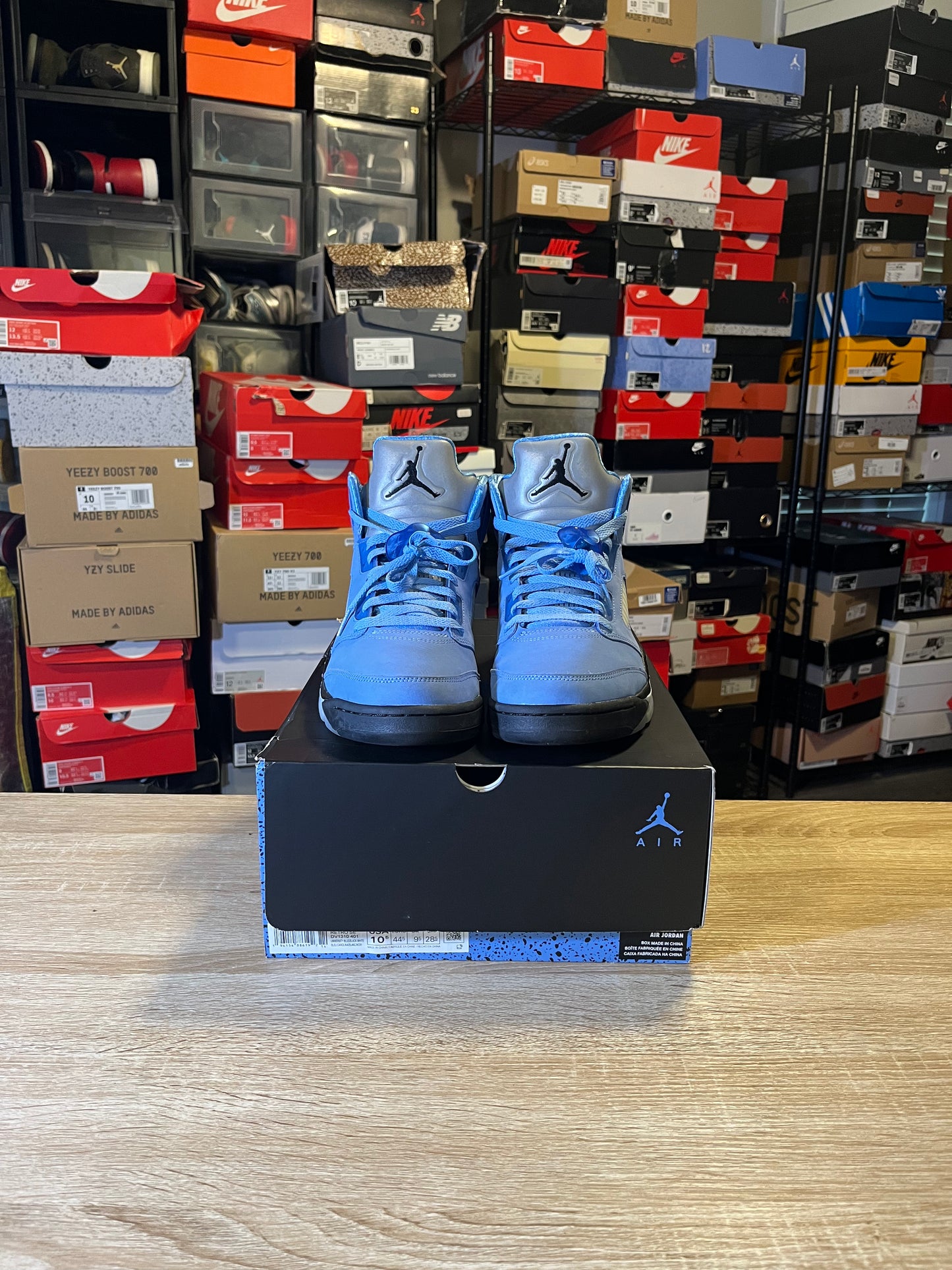 Size 10.5 - AJ 5 UNC