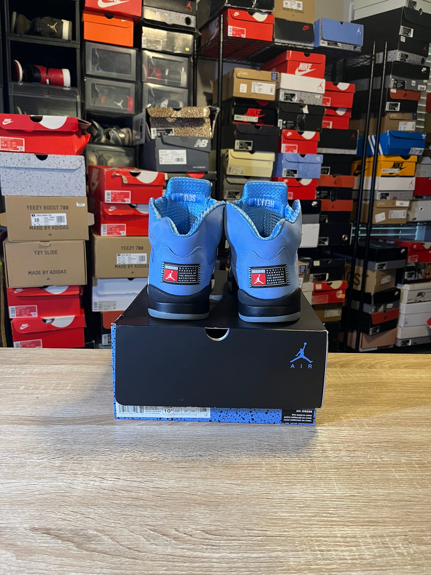Size 10.5 - AJ 5 UNC