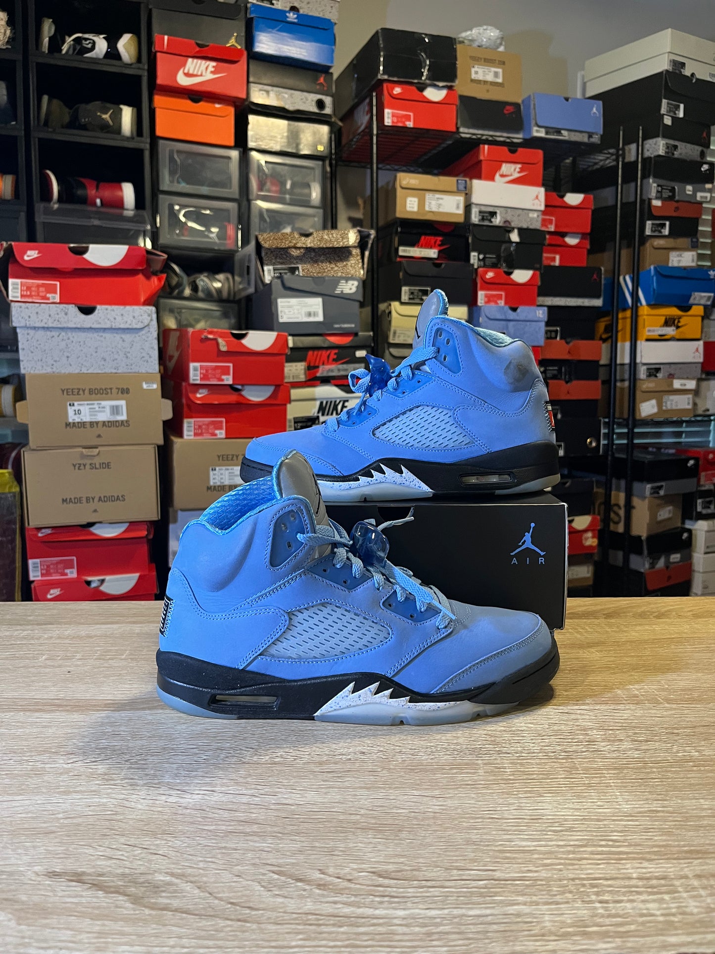Size 10.5 - AJ 5 UNC