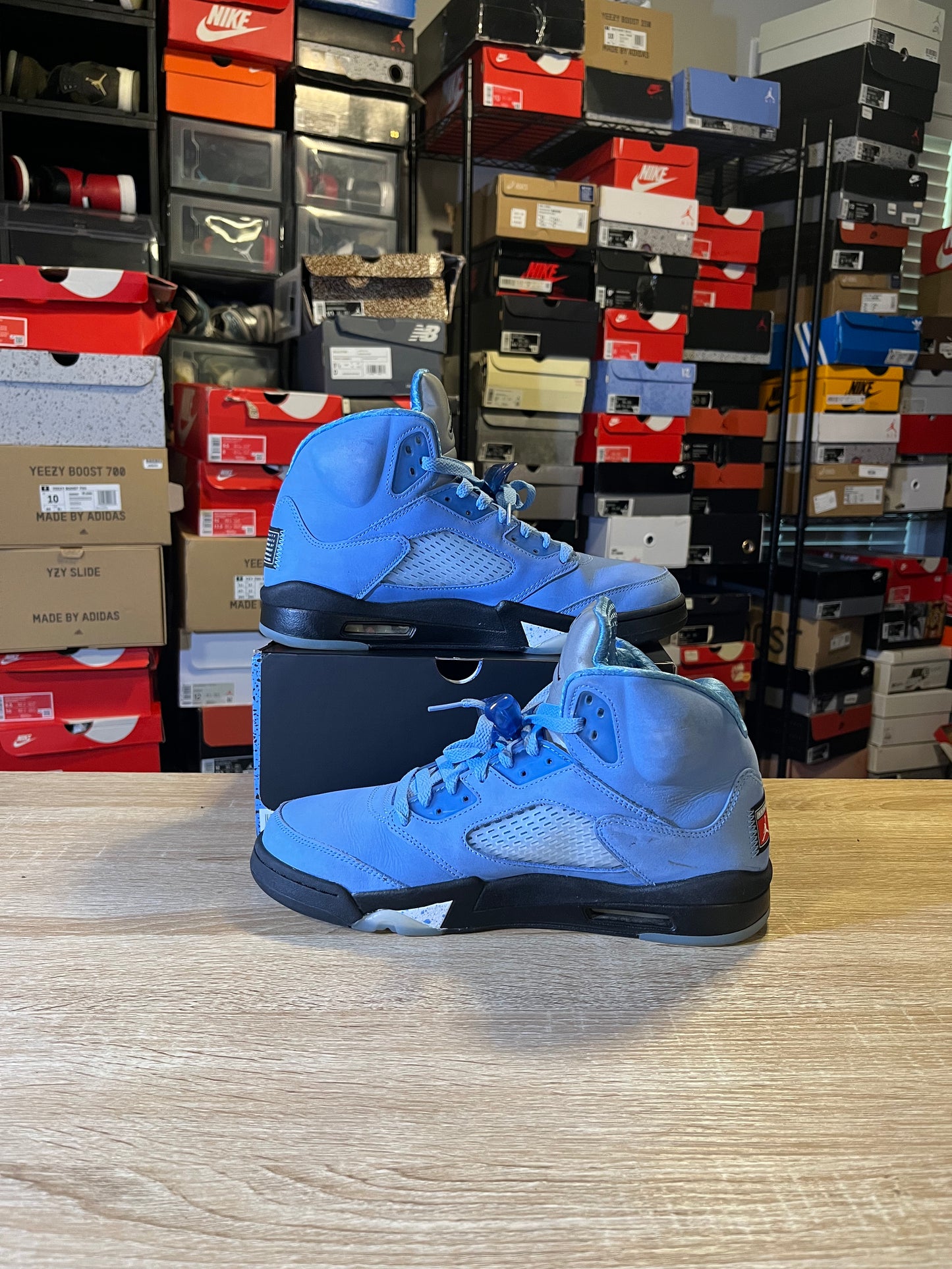 Size 10.5 - AJ 5 UNC