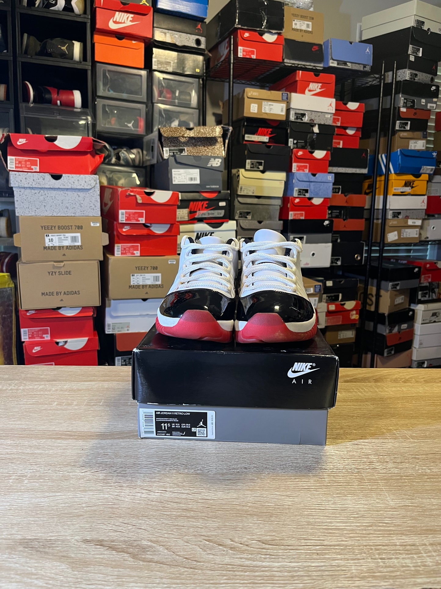 Size 11.5 - AJ 11 Concord Bred