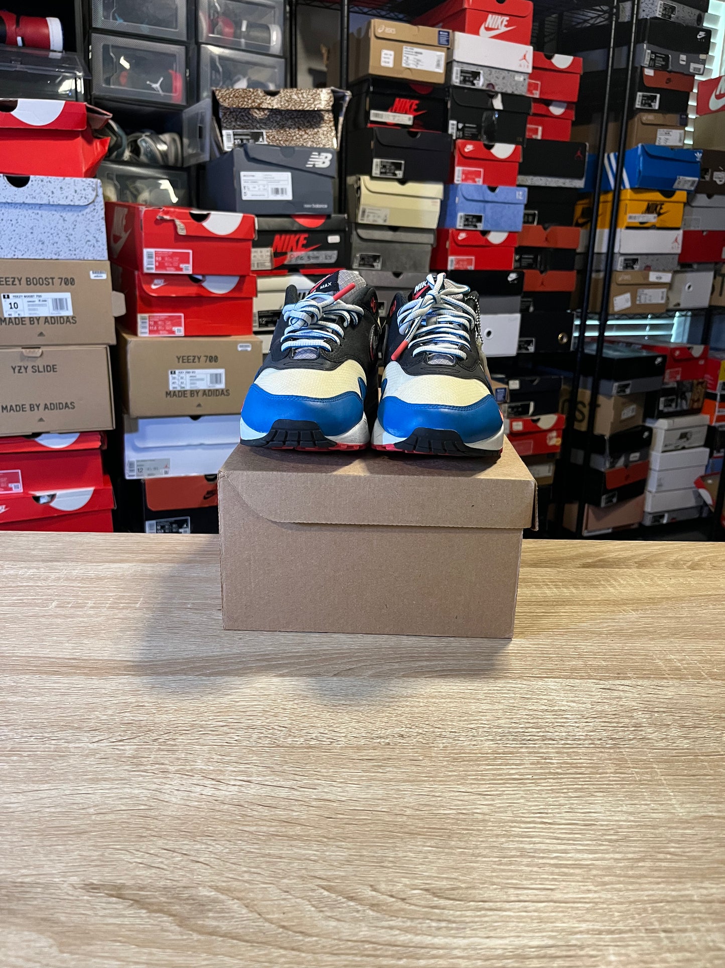 Size 9.5 - Air Max 1 Time Capsule