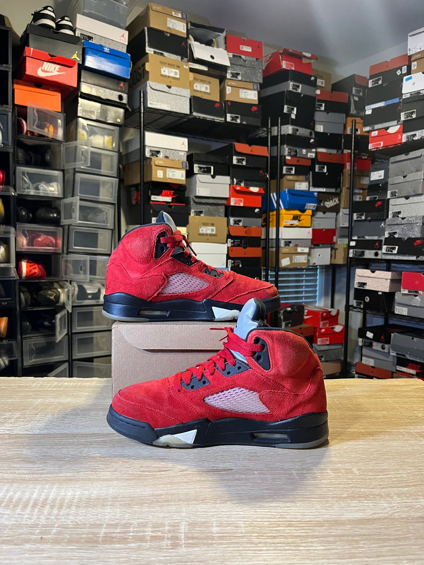 Size 8 - AJ 5 Raging Bulls