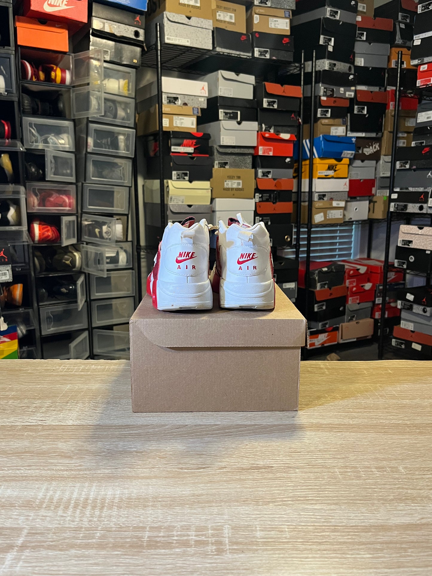 Size 5.5Y - AIR Veer GS Youth Leather White/Red