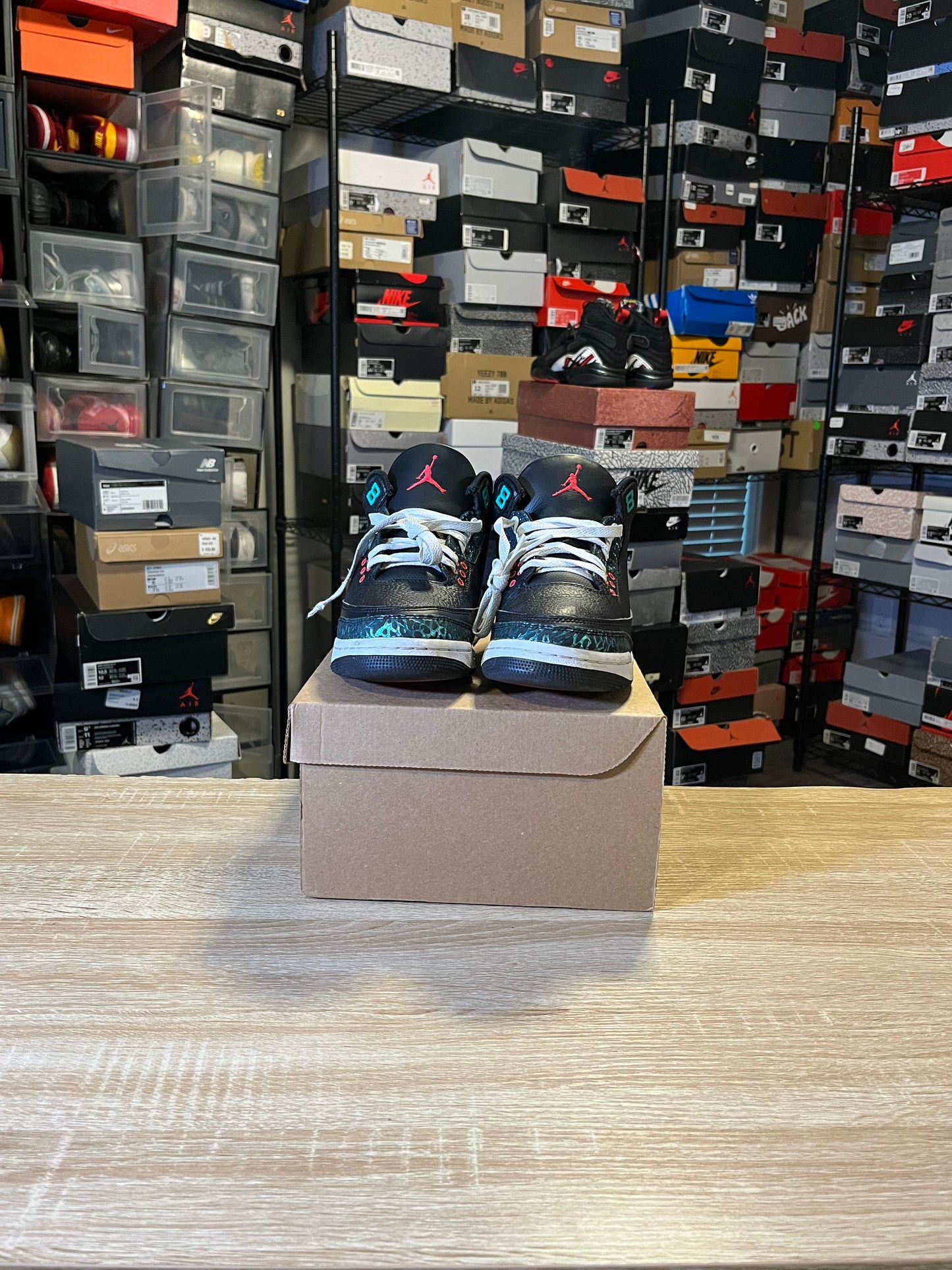 Size 7Y - AJ 3 Moto