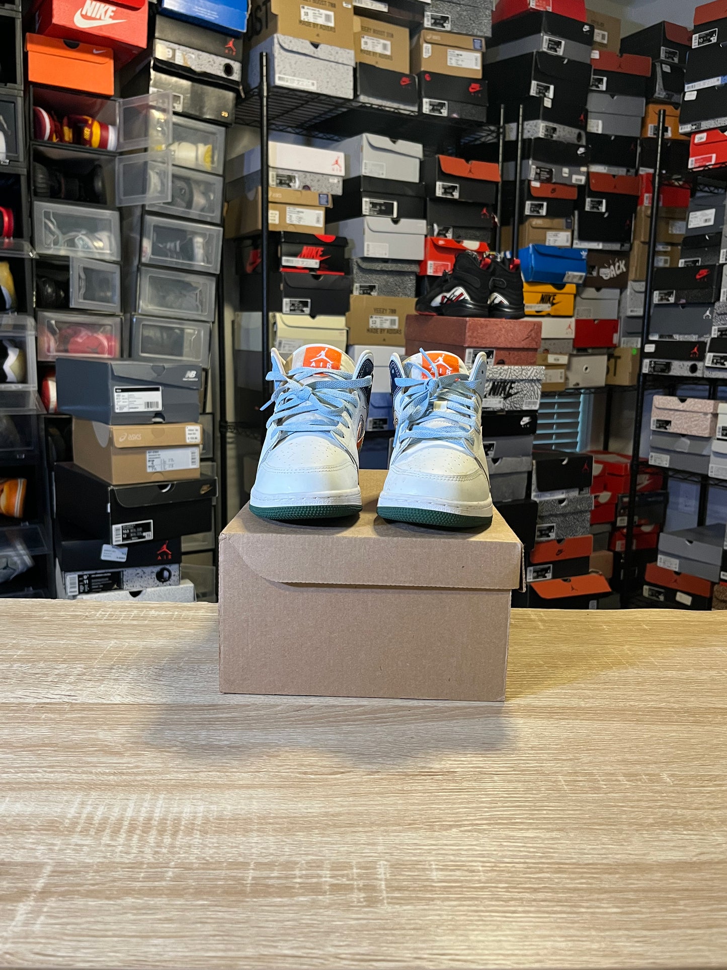 Size 6.5Y - AJ1 Mid Stich GS