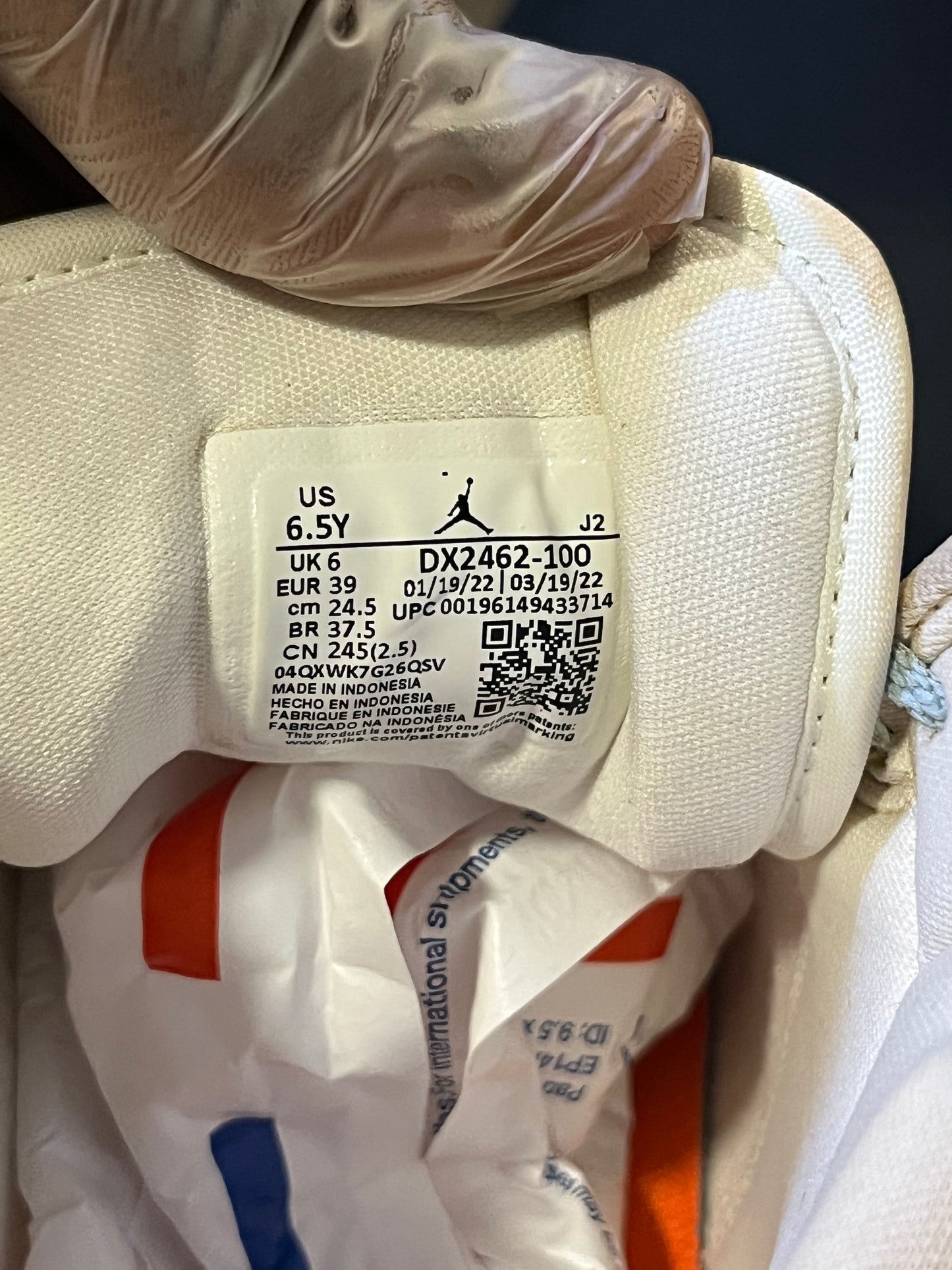 Size 6.5Y - AJ1 Mid Stich GS