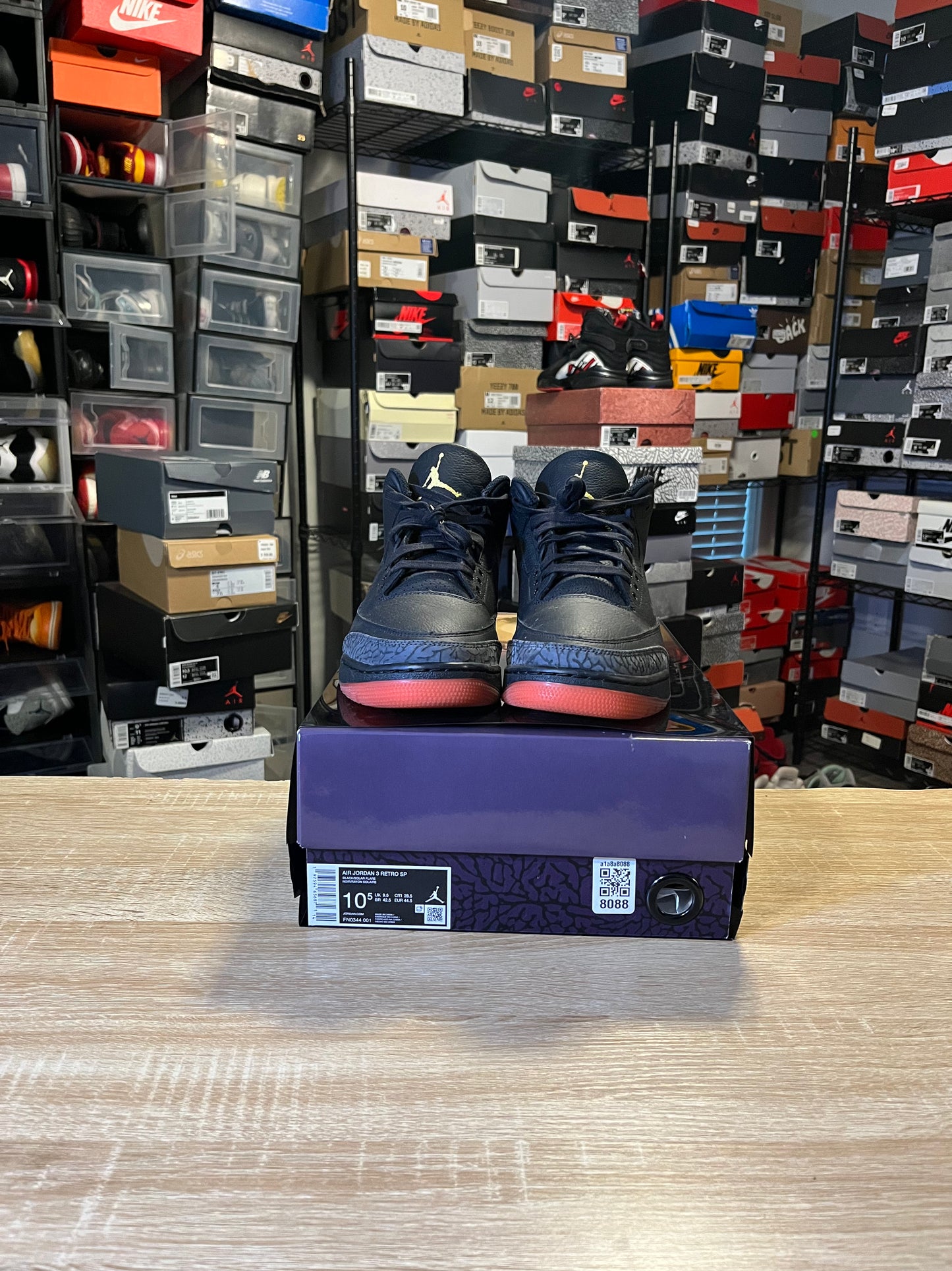 Size 10.5 - AJ 3 J Balvin