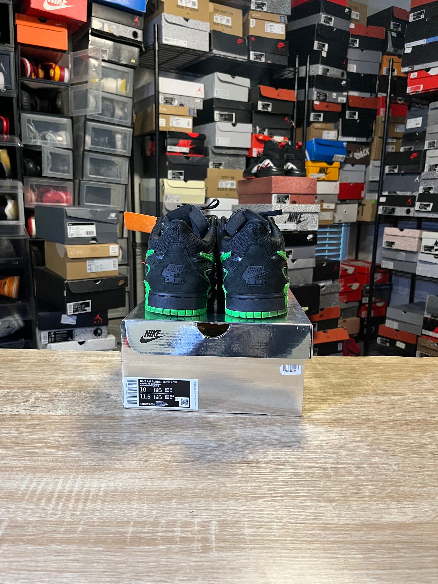 Size 10 - Air Rubber Dunk x Off-White Low Green Strike