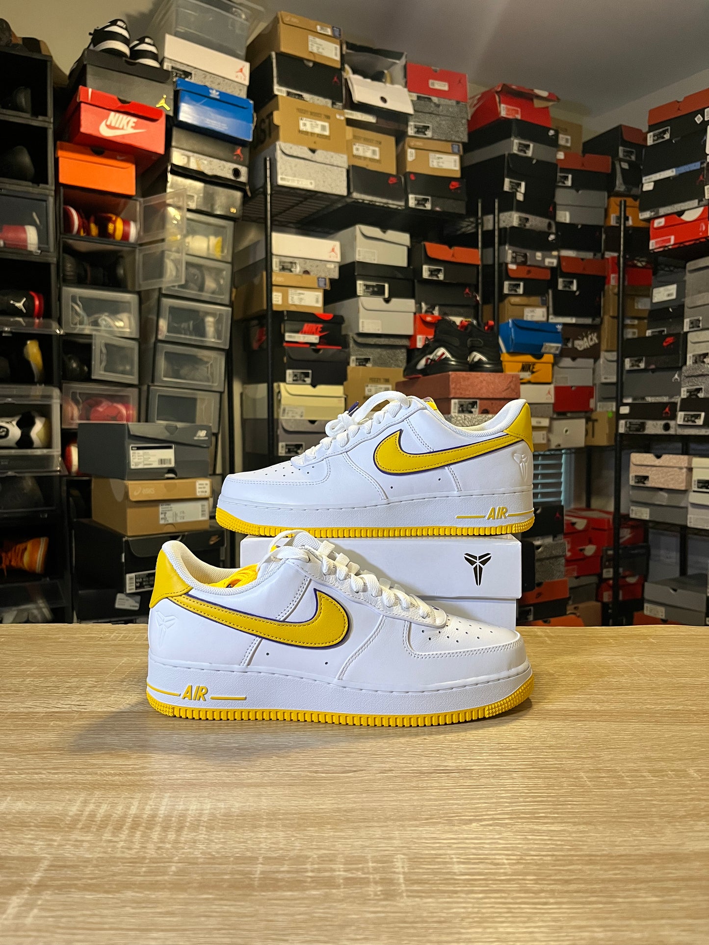 Size 10 - Kobe Bryant x Air Force 1 Retro QS Low Lakers HomeSize 10 - Nike
