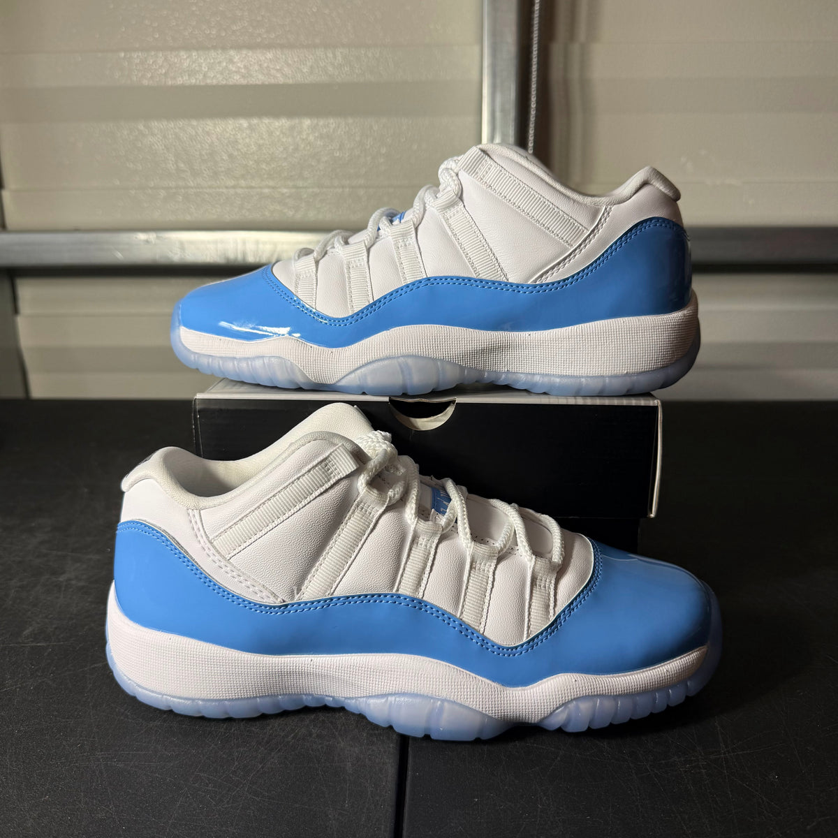Size 7Y - AJ 11 Low UNC