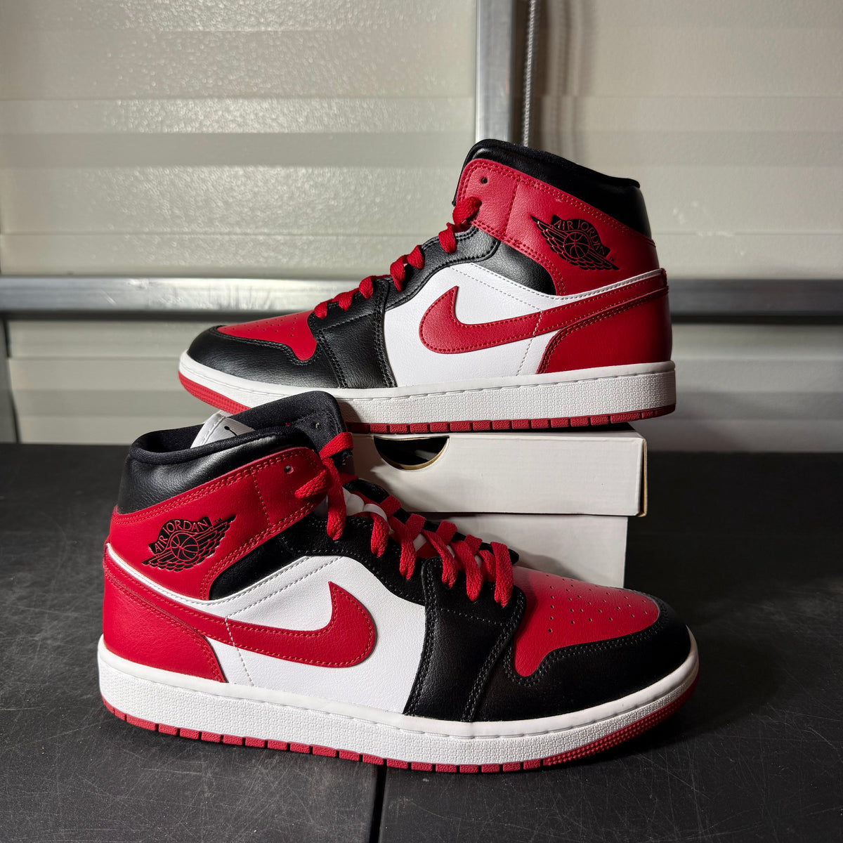 Size 11W - AJ 1 Mid Alternate Bred Toe