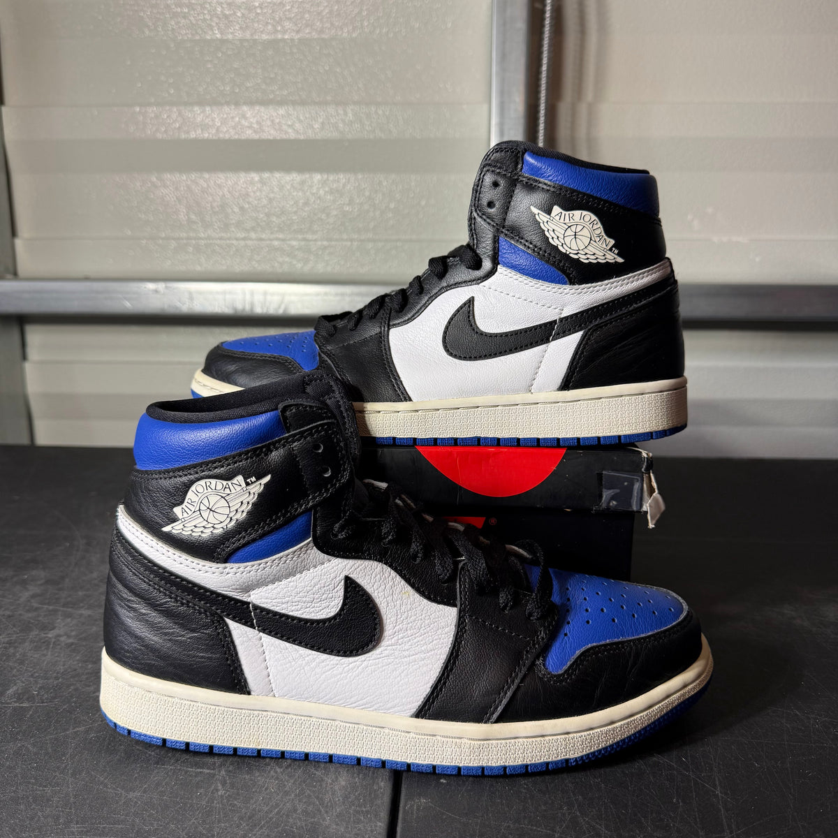 Size 9.5 - AJ 1 Royal Toe