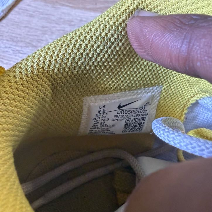 Size 8.5 - Off-White x Air Force 1 SP Leather Mid Varsity Maize