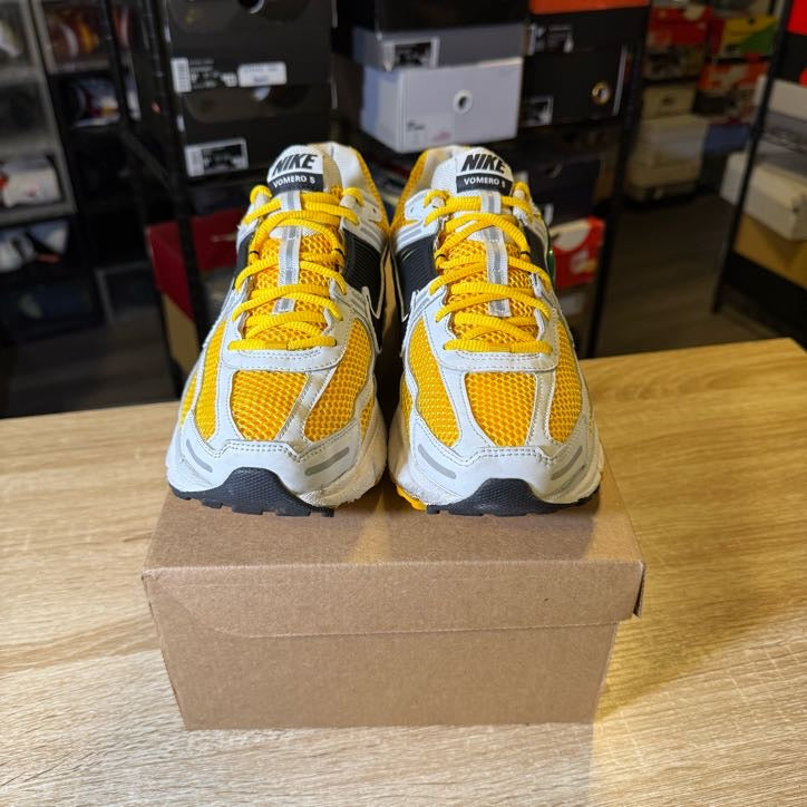 Size 11 - Vomero University Gold