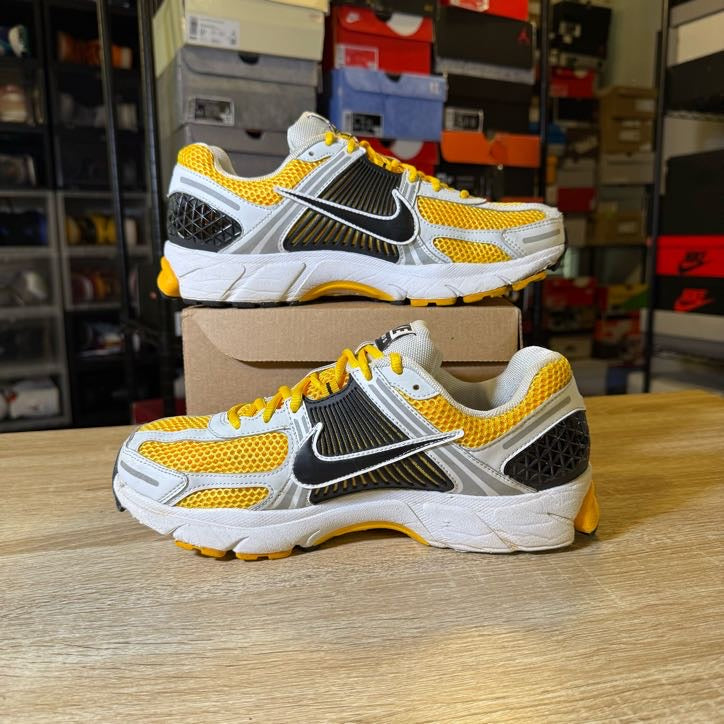 Size 11 - Vomero University Gold