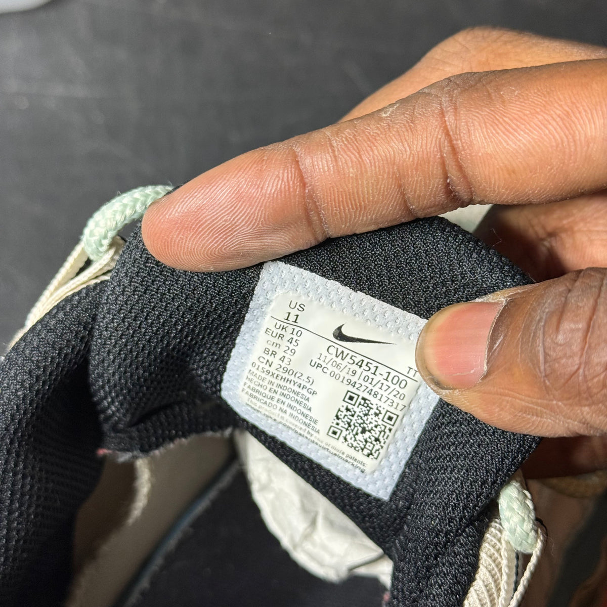 Size 11 - Nike Air Max 95 Aliens