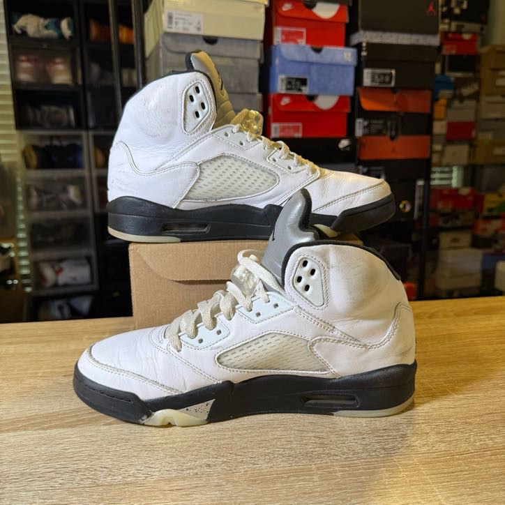 Size 9.5 - AJ 5 Retro White Black