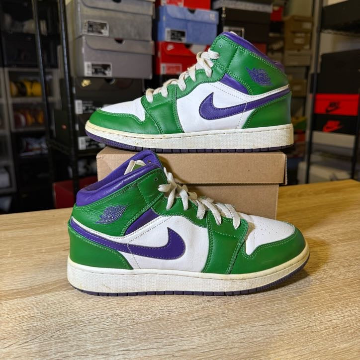 Size 7 - AJ 1 Mid Incredible Hulk