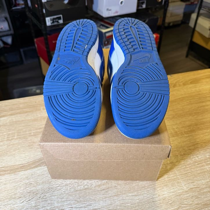 Size 6.5 - Dunk Kentucky