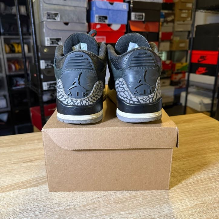 Size 7.5 M - AJ 3 Off Noir