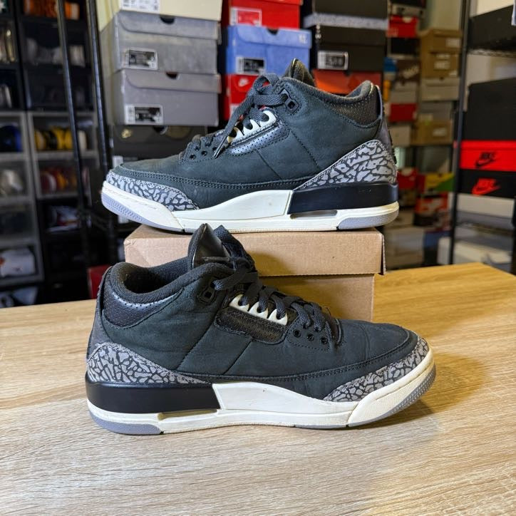 Size 7.5 M - AJ 3 Off Noir