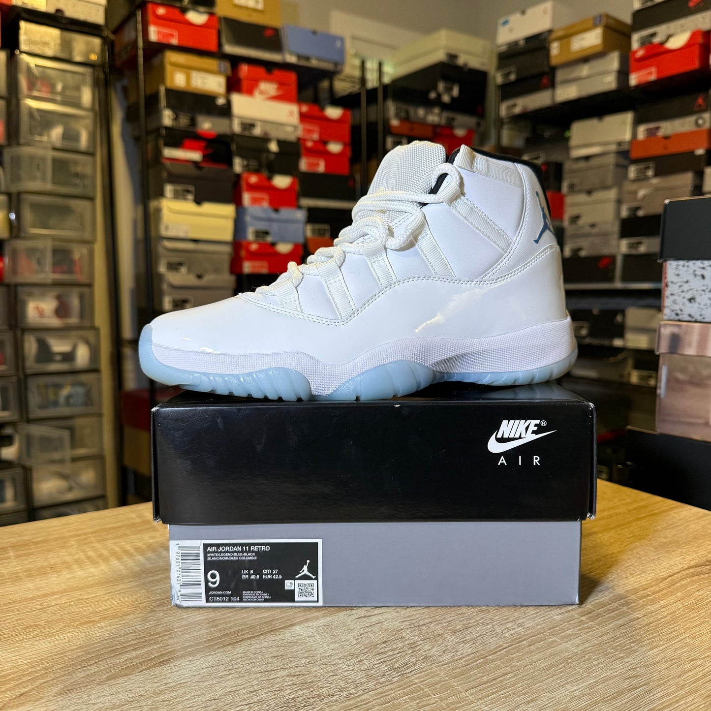 Size 9 - AJ 11 Legend Blue