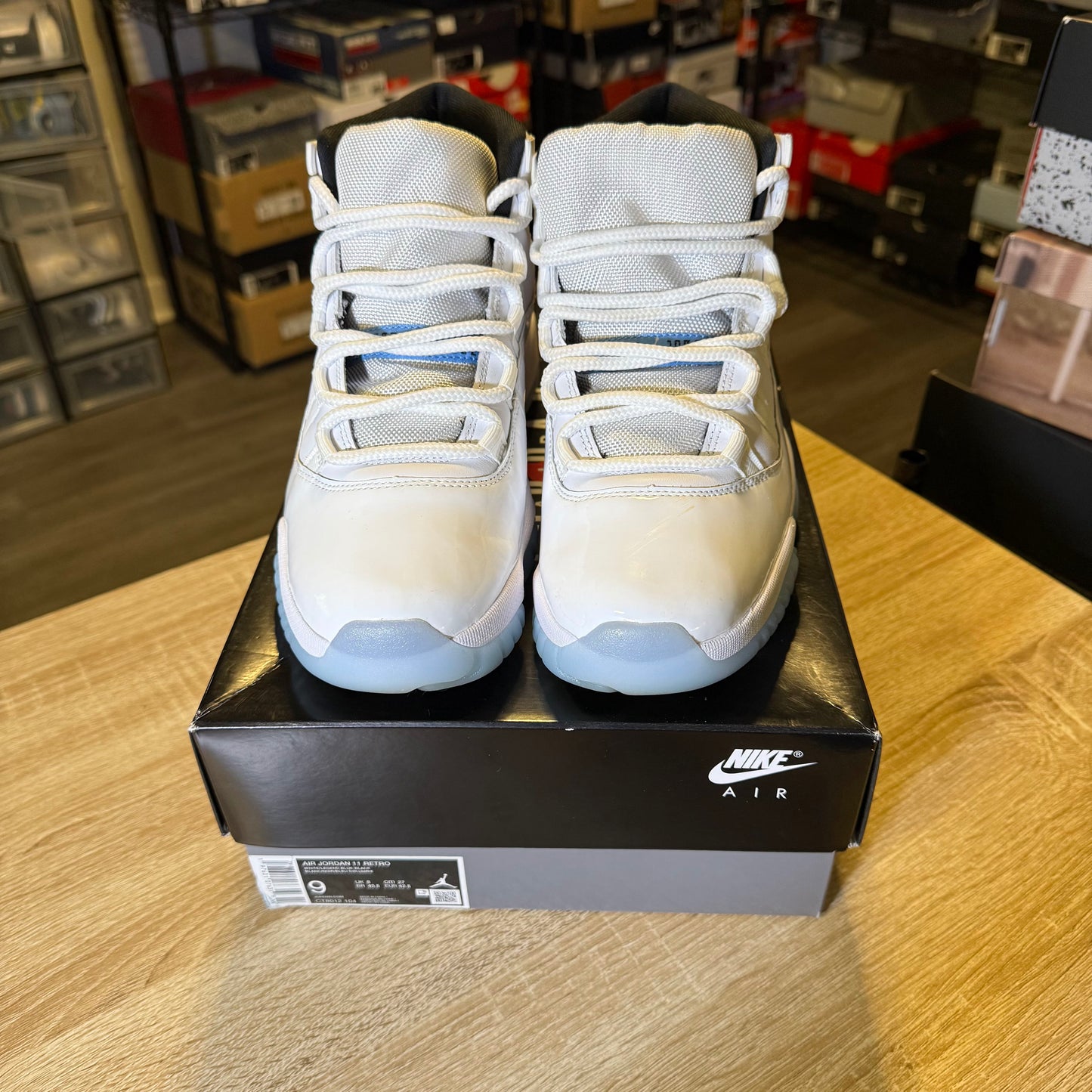 Size 9 - AJ 11 Legend Blue
