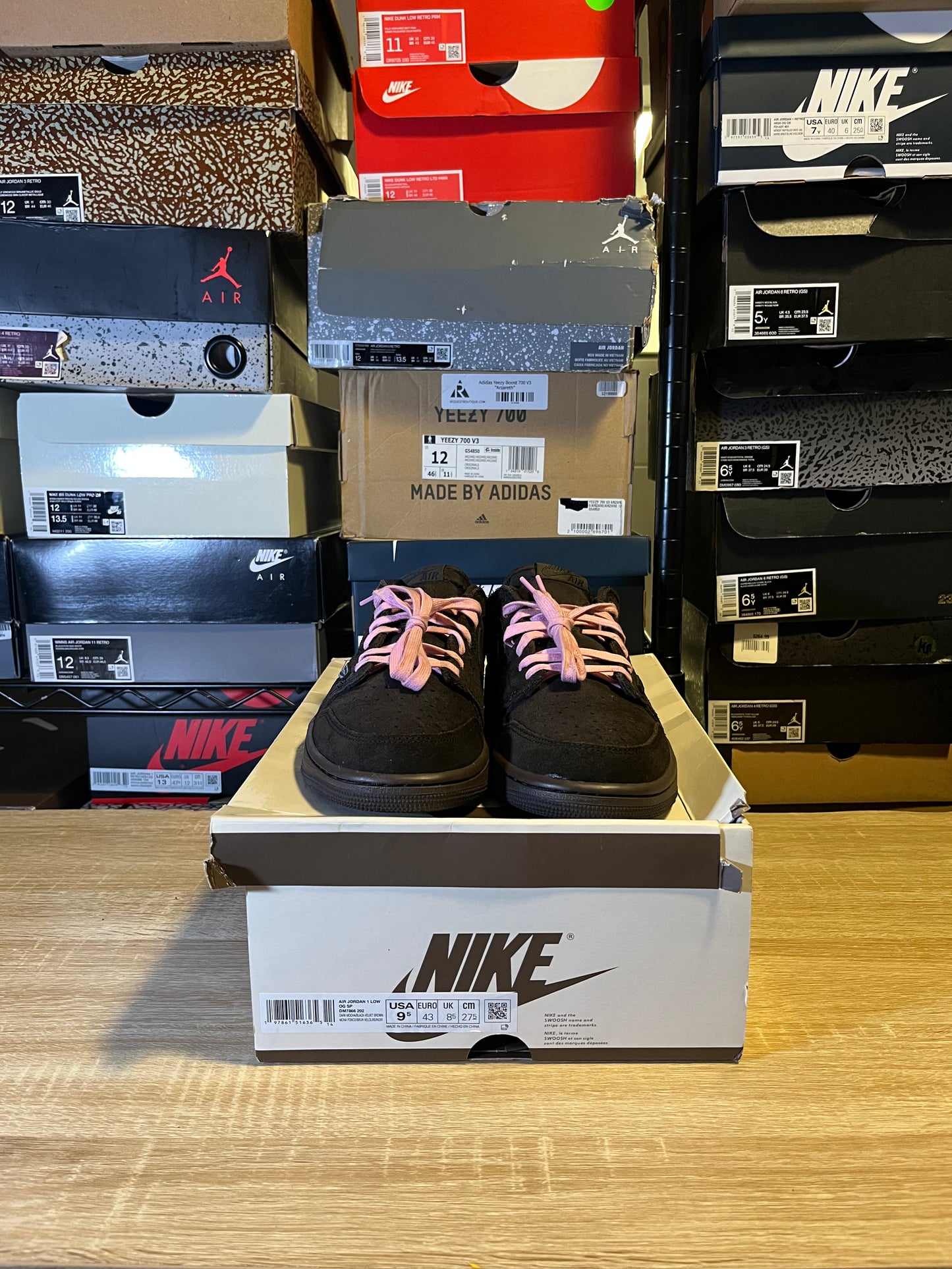 Size 9.5 - Travis Scott AJ 1 Retro OG SP Low Velvet Brown