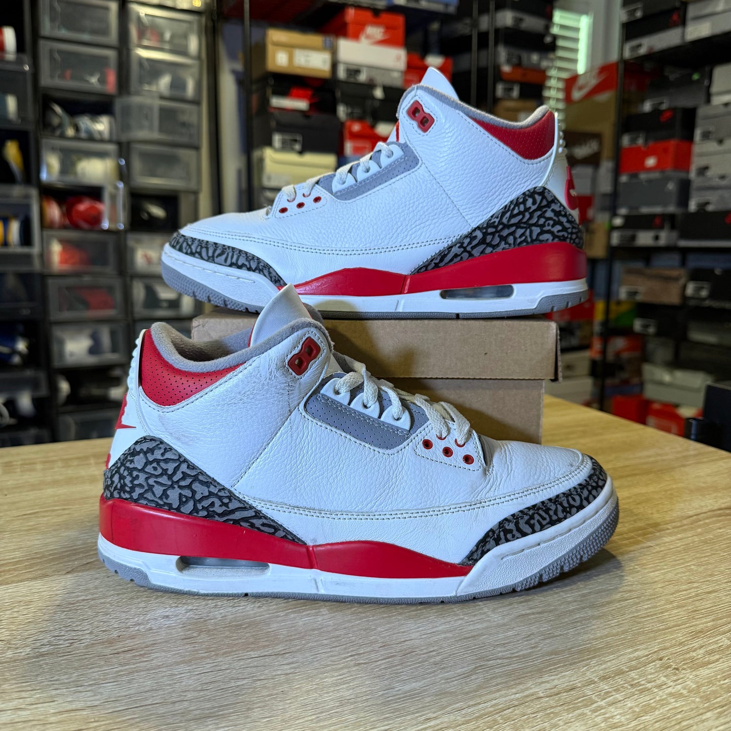 Size 9 - AJ 3 Fire Red