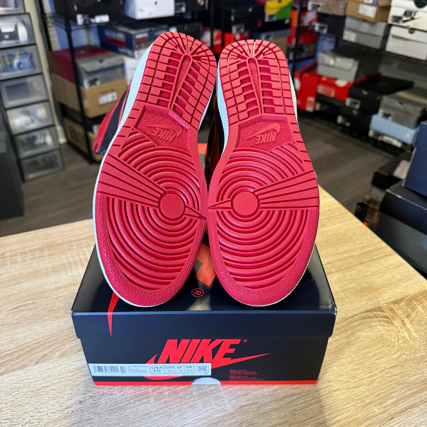 Size 10 - AJ 1 Retro '85 OG 2025 High Bred / Banned