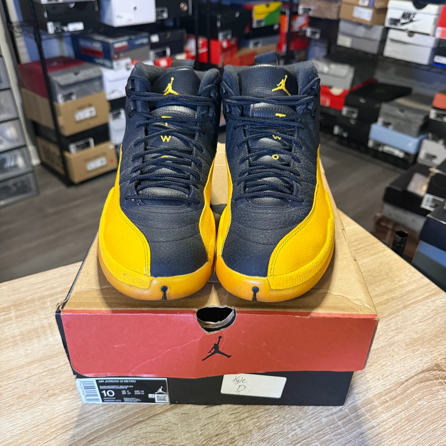Size 10 - AJ 12 University Gold